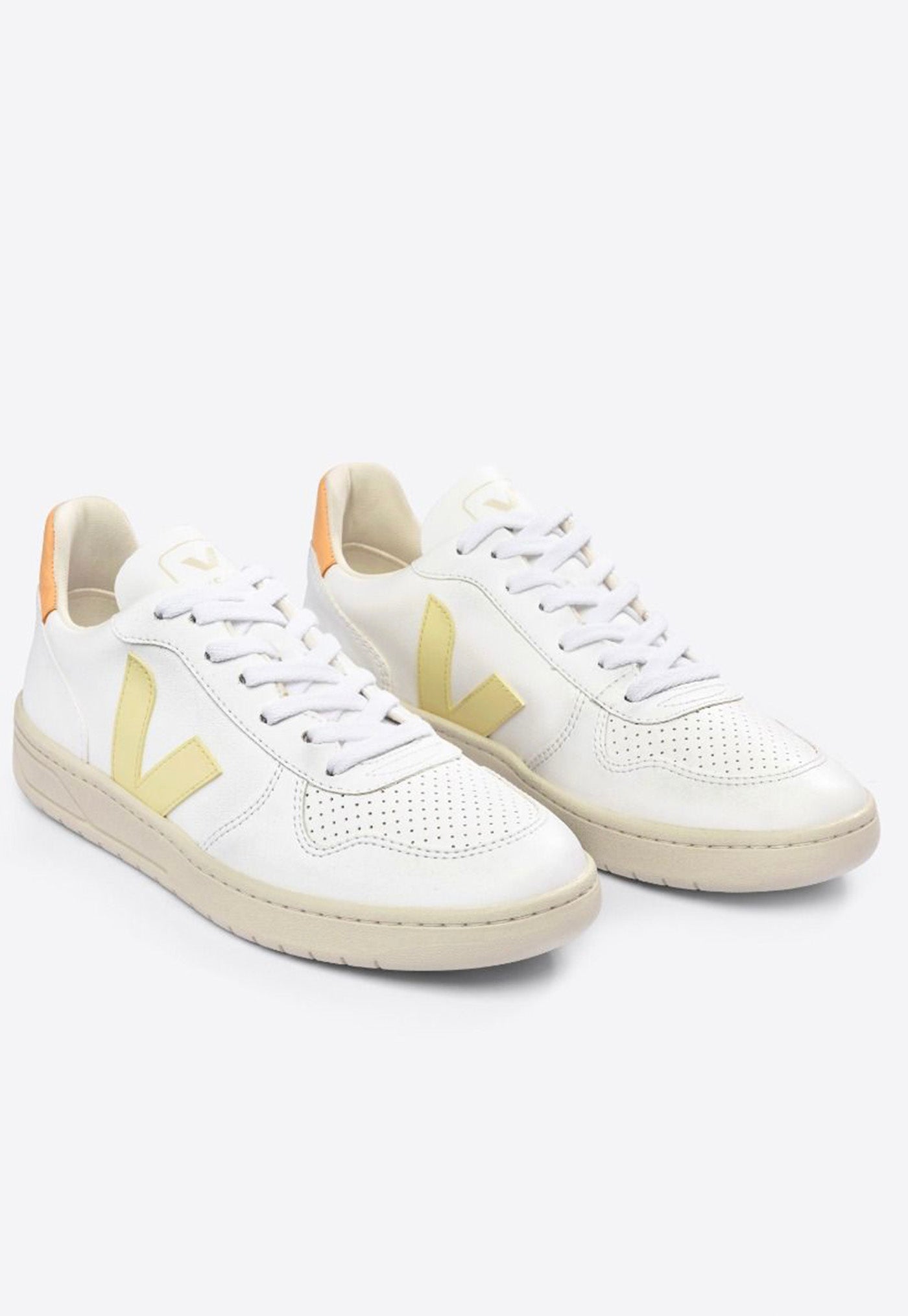 V10 extra hot sale white veja