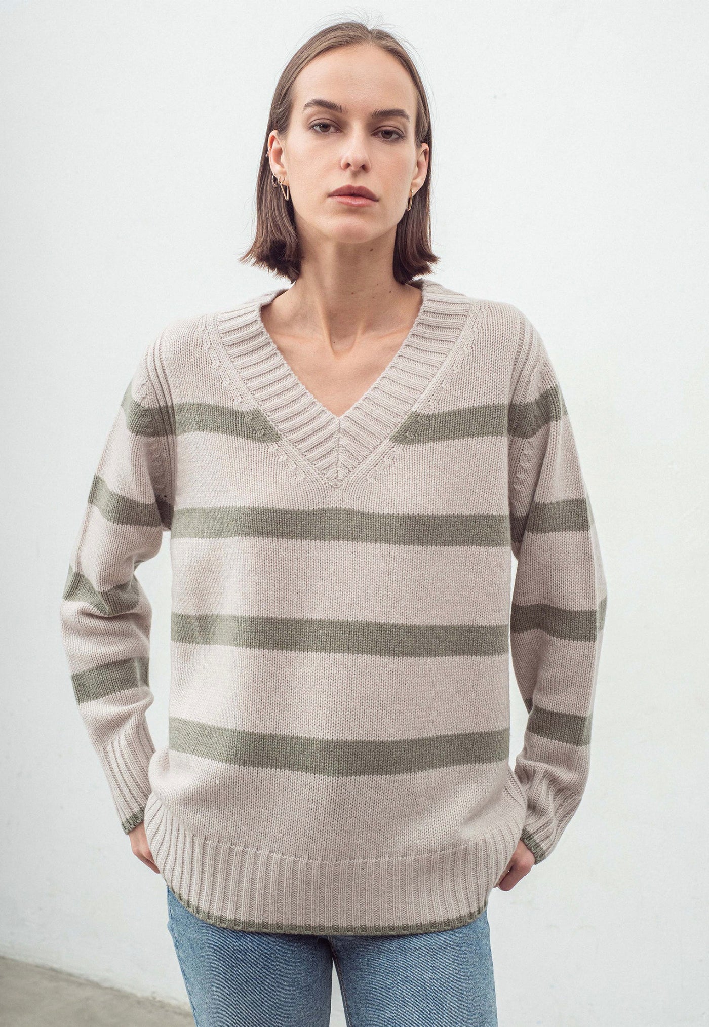 N.327 Cashmere Blend Stripe V Neck - Woodland