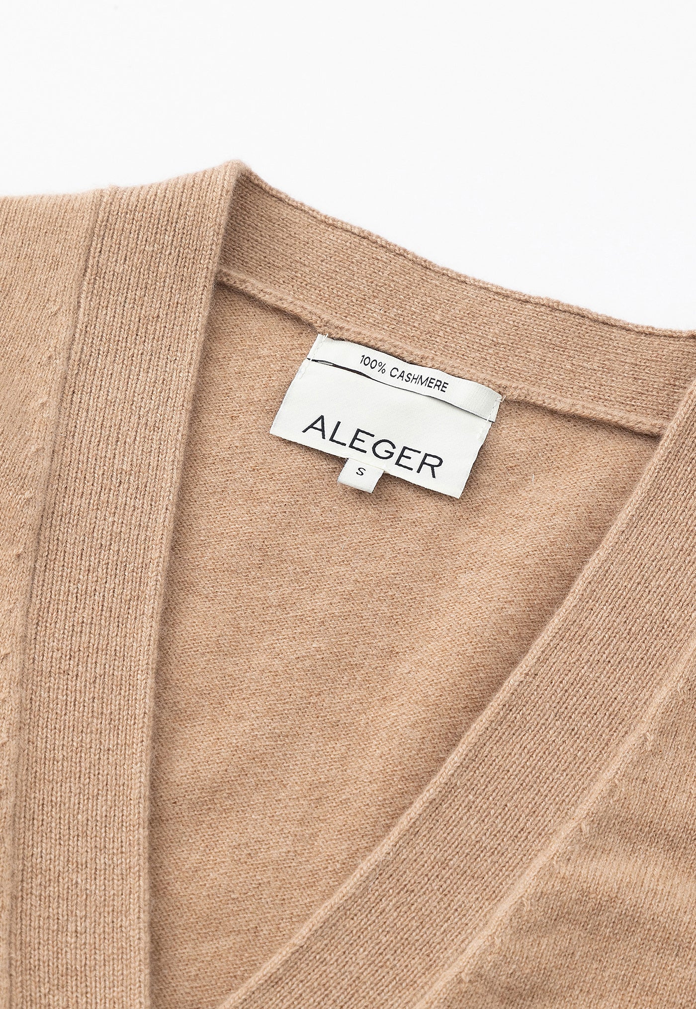 N.09 Cashmere Cardigan - Tan