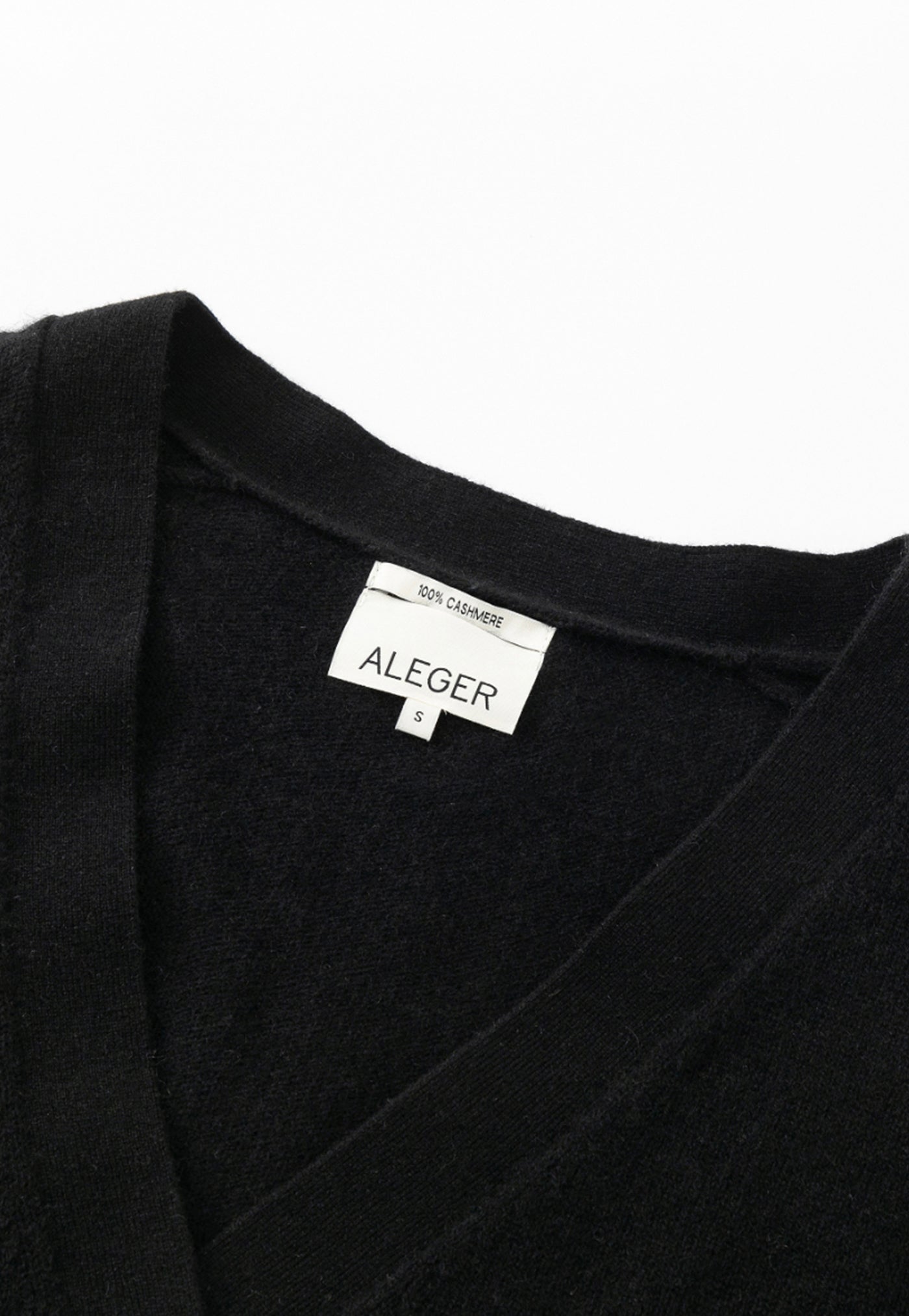 N.09 Cashmere Cardigan - Black