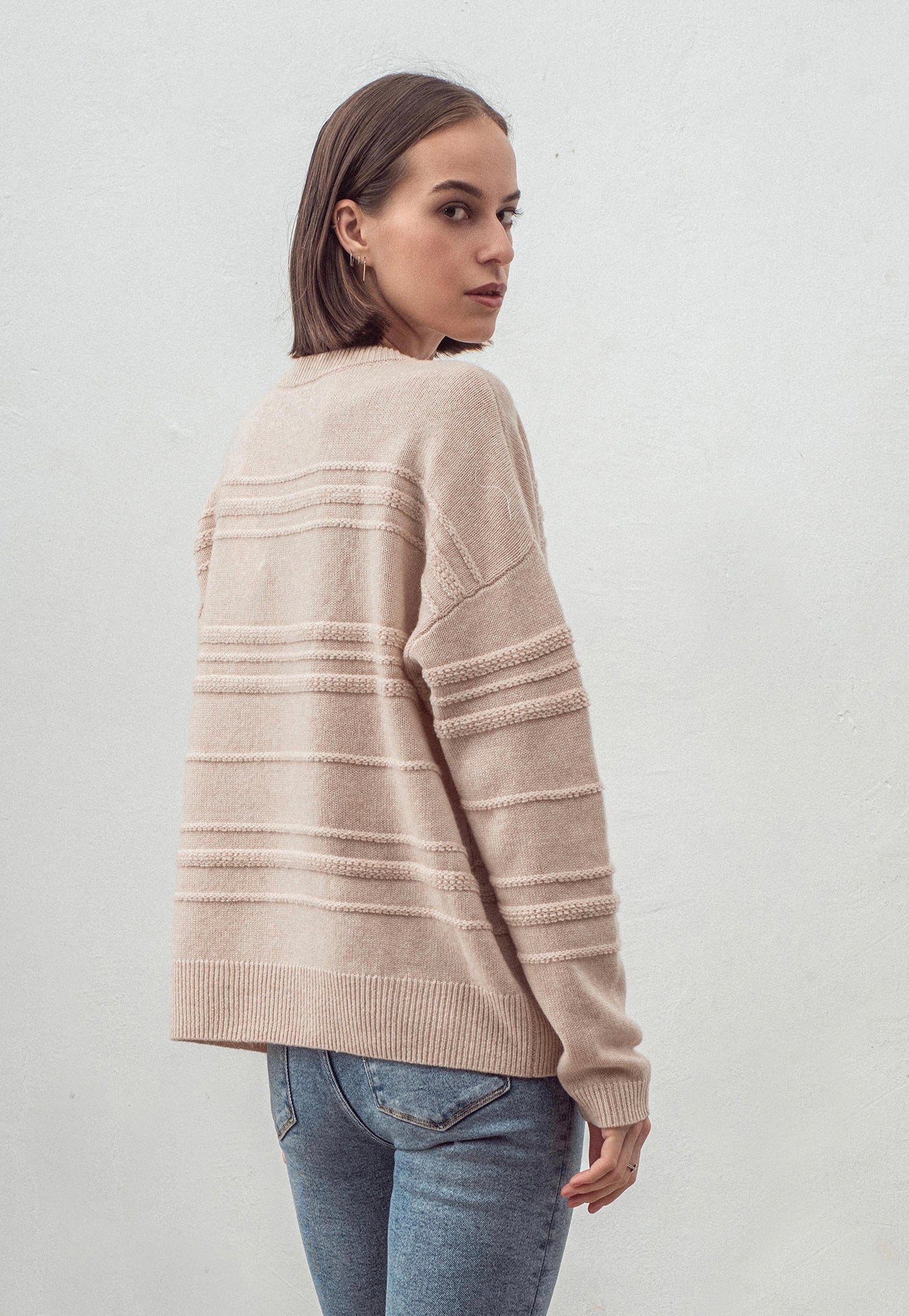 N.330 Cashmere Blend Oversized Crew Neck - Shell Beige