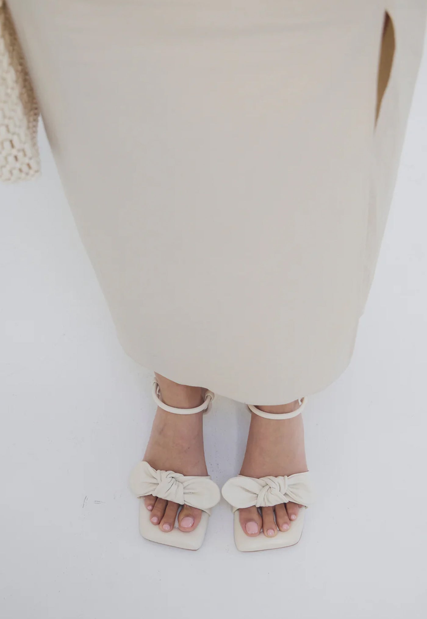 Bow Kitten Heel - Cream