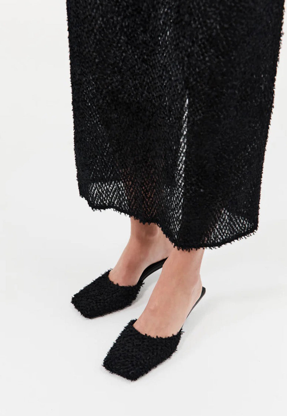 Feathered Square Toe Heel - Black