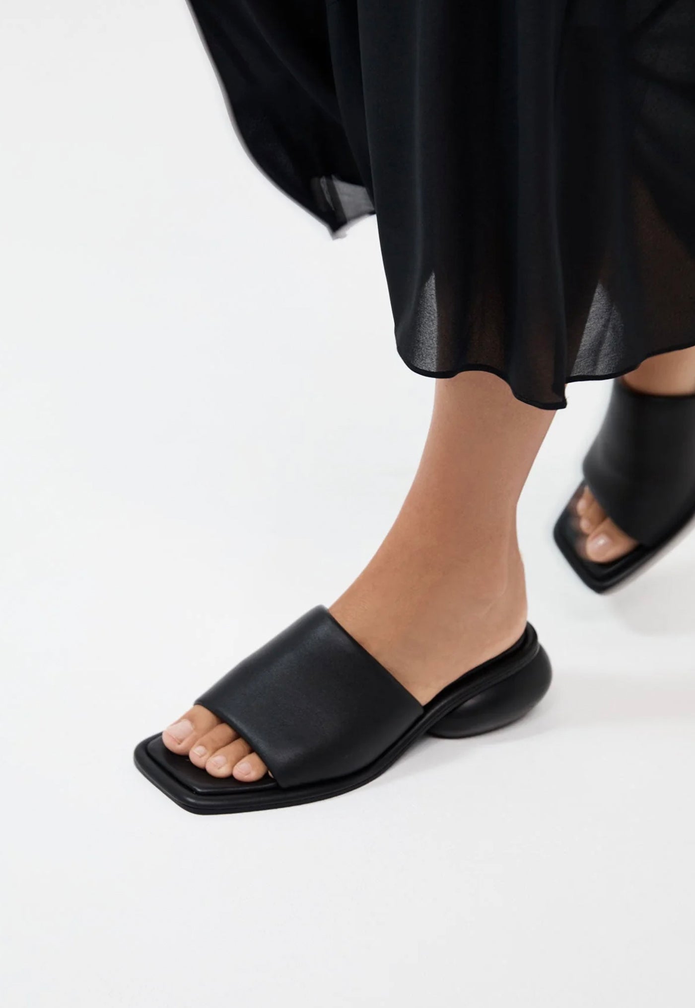 Minimal Dome Heel - Black sold by Angel Divine