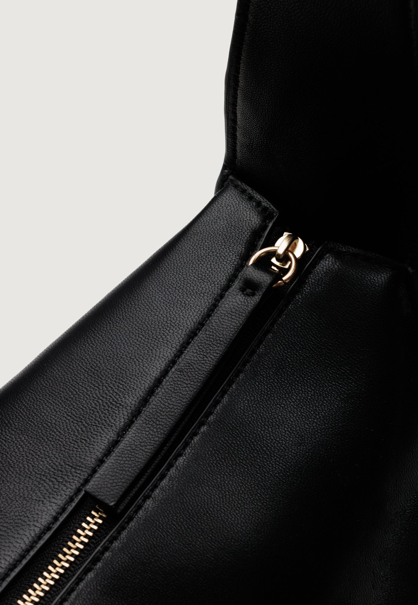 Antonia Bag - Black Lamb